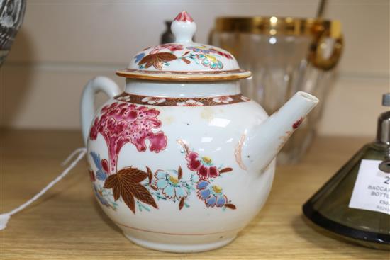 An 18th century Chinese famille rose teapot height 13cm